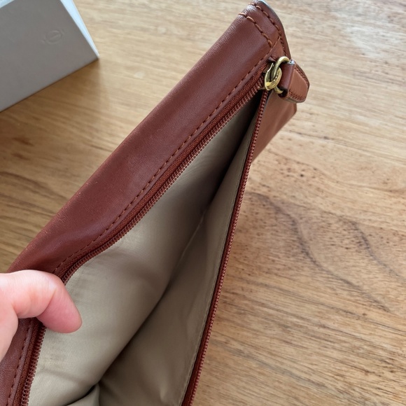 Coach Slim Leather Wallet - Picture 7 of 7